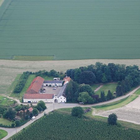 B&B Kamerijck Gingelom Bagian luar foto