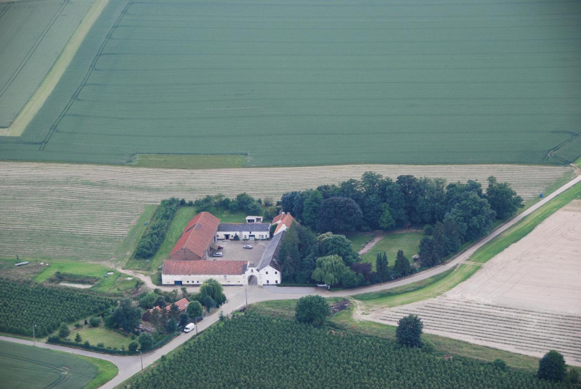 B&B Kamerijck Gingelom Bagian luar foto